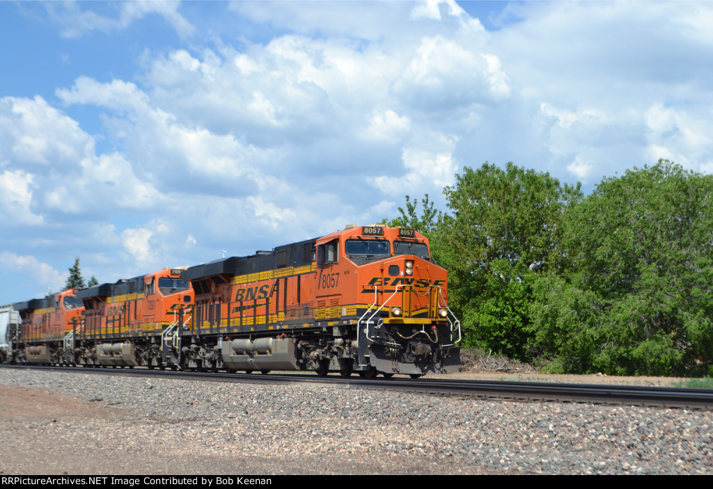 BNSF 8057